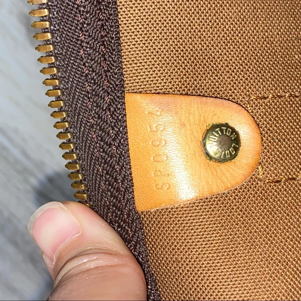 Used - Picture 11 of 11